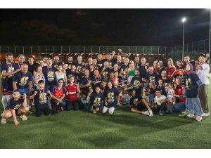 Erhan Aksay turnuvasında kupa sahibini buldu