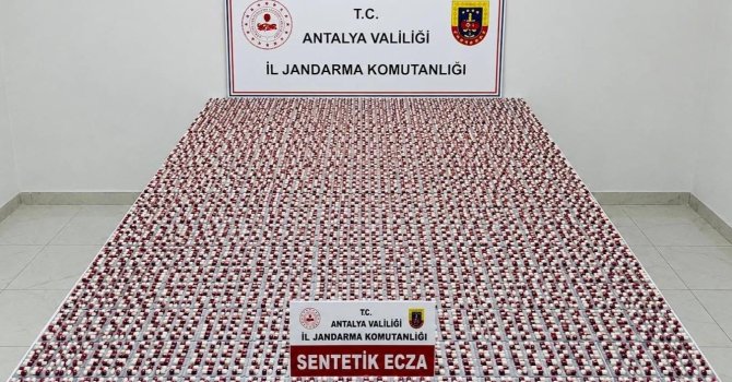Antalya’da 15 bin 184 uyuşturucu hap ele geçirildi