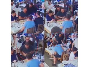 Boğazına lokma kaçan vatandaşı Heimlich manevrası kurtardı