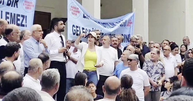’S plaka’ gerilimi: Biber gazlı müdahale