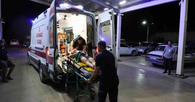 Kozan’da zincirleme trafik kazası: 2 yaralı