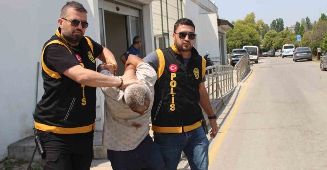 Eski eşini 8 yerinden bıçaklayan şüphelinin ifadesi pes dedirtti