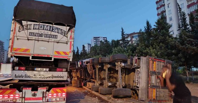 Adana’da zincirleme trafik kazası: 3 yaralı