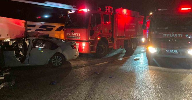 Doğum günü kutlamasına giderken yaşanan feci kazada: 24 ve 23 yaşındaki 2 genç öldü