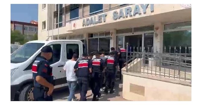 Kumluca’da suç örgütüne yönelik operasyonda 4 şüpheli tutuklandı