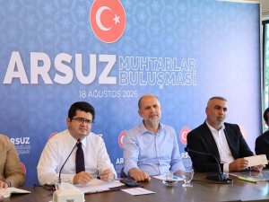Arsuz’da muhtarlar buluşmasında mahallelerin sorunları değerlendirildi