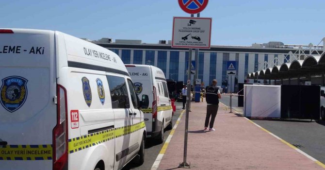 Emekli polis memuru, cinayeti işlemeden önce kadının evine gitmiş