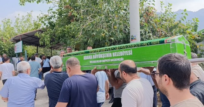 Denizde boğulan 16 yaşındaki çocuk, son yolcuğuna uğurlandı