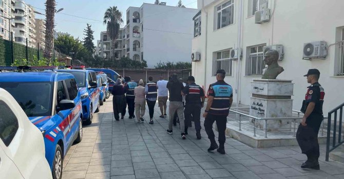 Mersin’de fuhuş operasyonu: 5 tutuklama