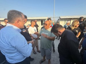 Antakya’da konteynerlerden tahliye süreci vatandaşlara anlatıldı