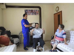 Mersin’de sağlık ve bakım hizmetleri vatandaşın ayağına gidiyor