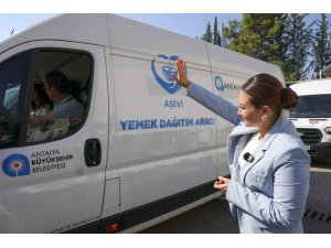 Başkan Vekili Büşra Özdemir: "Aşevimizdeki emek binlerce sofraya ulaşıyor"