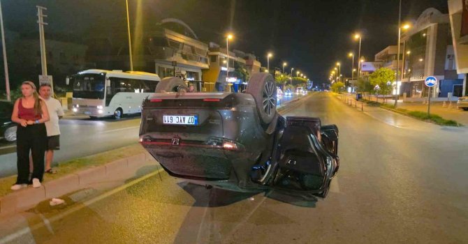 Virajı alamayan araç takla attı, sürücü yaralandı