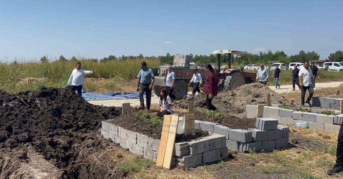 Boşanma aşamasındaki kocası tarafından öldürülen genç kadının cenazesi defnedildi