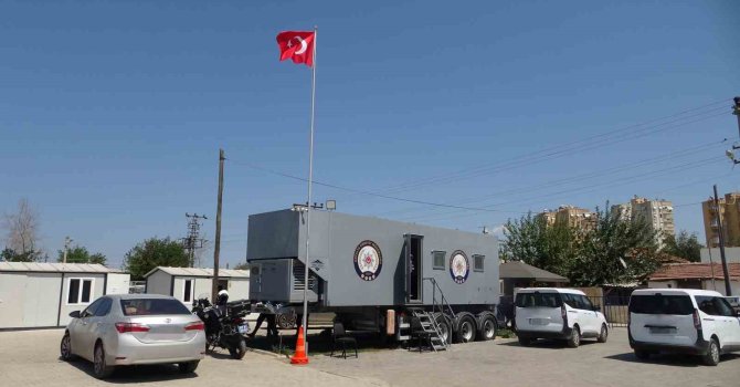Madde bağımlılarının sokakta sopalarla kovalandığı mahallede huzur ve güven ortamına doğru