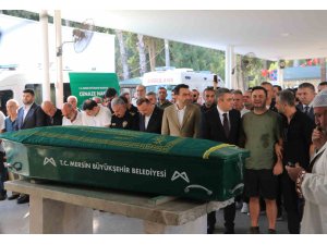 Gemi faciasında hayatını kaybeden Reyhan Verim Mersin’de toprağa verildi