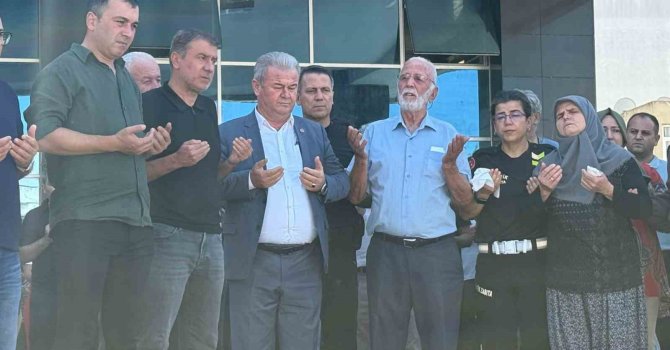 Serik’te genç zabıta kansere yenik düştü, son yolculuğuna gözyaşlarıyla uğurlandı