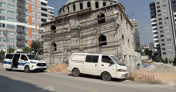 Gece bekçi inşaatta ölü bulundu