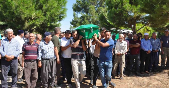 Feribot faciasında hayatını kaybeden Şerif Özdemir, Mersin’de son yolculuğuna uğurlandı