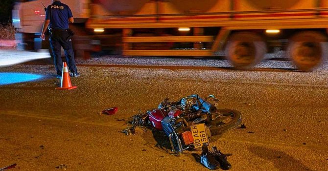 Osmaniye’de motosiklet ile hafif ticari araç çarpıştı: 1 ölü