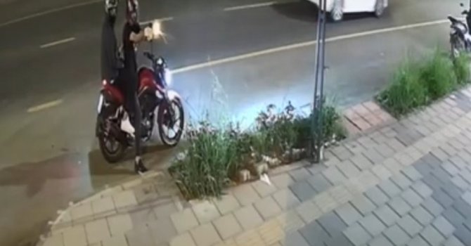 Aynı yerde ikinci saldırı: Kasklı şüpheli iş yerine peş peşe ateş açtı