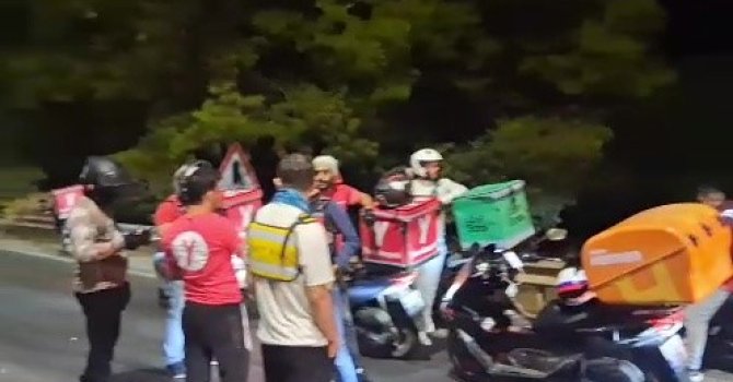 Antalya’da Motokuryeler yangın bölgesine yardım taşımak için seferber oldu