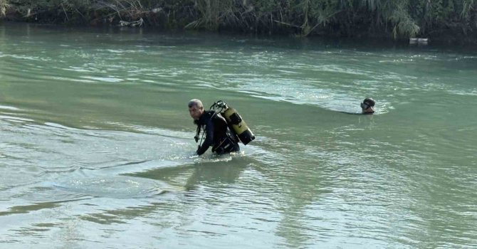 Tarsus’ta Berdan Irmağında kaybolan 17 yaşındaki gencin cansız bedeni bulundu