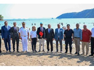 Antalya’da deniz bariyerleri ve çöp kaparlar hayata geçiriliyor