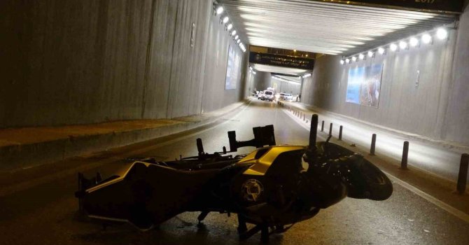 Ehliyetini 20 gün önce alan 18 yaşındaki motosikletli geçirdiği kazada hayatını kaybetti