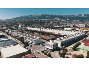 Kahramanmaraş’ta Toptancılar Sitesi’nde esnaf iş yerlerini doldurmaya başladı