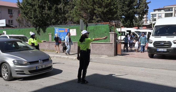 Osmaniye’de okul çevrelerinde dron destekli güvenlik denetimi