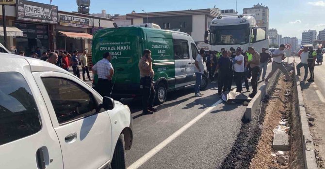 Tankerin çarptığı yaya hayatını kaybetti