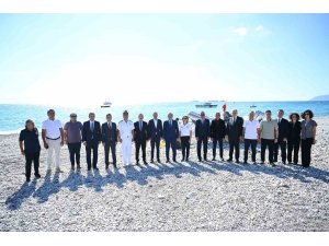 Tekirova Sahili’nde deniz yaşamını koruma çalışmaları başladı