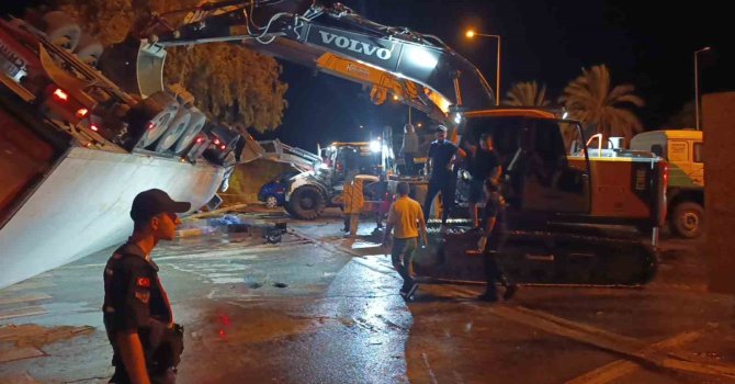 Antalya’da 2 kişinin ölümüyle sonuçlanan tır kazasında kırmızı ışık detayı