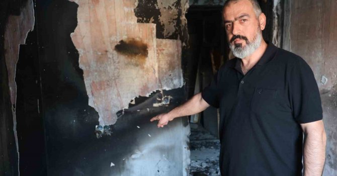 Yanmış daireden yayılan koku ve böcekler komşuları canından bezdirdi