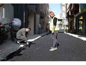 Akdeniz’de yol çalışmaları hız kesmeden sürüyor