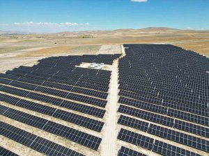 Yeşil dönüşüme güneş enerjisiyle katkı