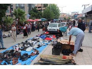 Adana’da bit pazarı cazibesini koruyor