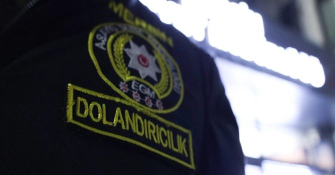 Korkutup 435 bin TL dolandırdılar: Gerçek polise yakalanan 4 şüpheli tutuklandı