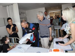 11 astronot Akdeniz Üniversitesi’nde çocuklar ve gençlerle buluştu