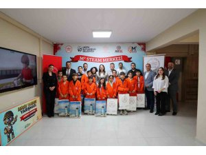 Hatay’da çocuklara robotik kodlama ve tasarım eğitimi verildi
