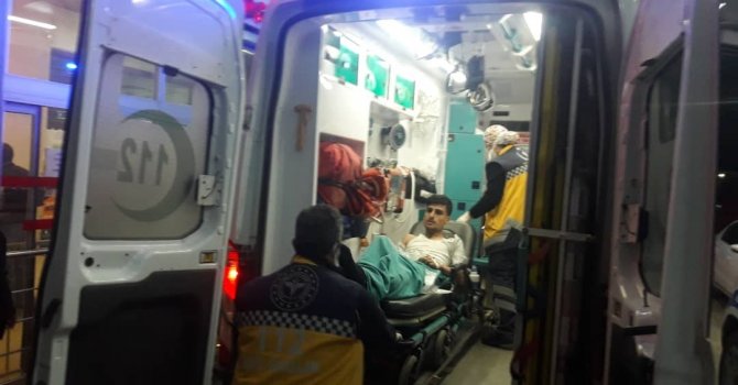 Kozan’da bıçaklı kavga