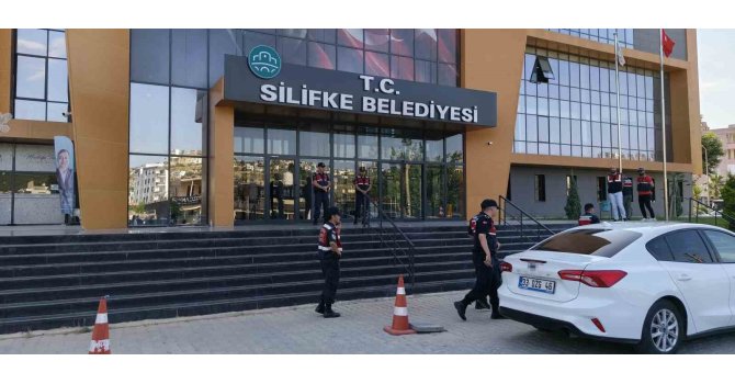 Silifke Belediyesine yönelik ikinci dalga operasyonda 3 şüpheli daha tutuklandı