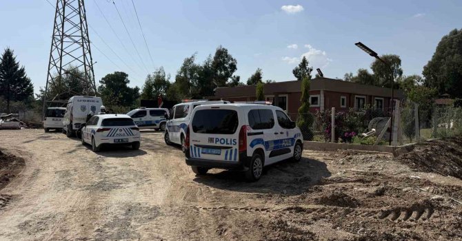 Adana’da inşaat firmasının ofisine silahlı saldırı: 11 kurşun isabet etti