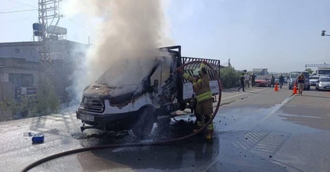 Alevlere teslim olan pikap kullanılmaz hale geldi