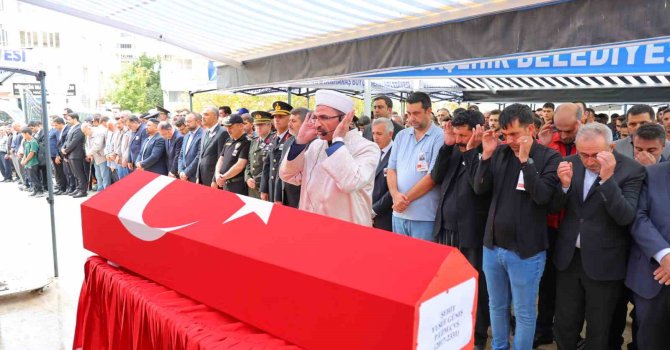 Kahramanmaraşlı şehit Yusuf Güneş son yolculuğuna uğurlandı