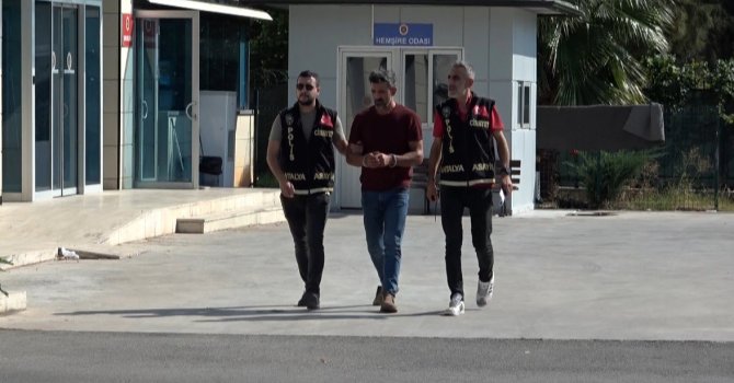 Boşandığı eşini eşarpla boğarak öldüren sanığa ağırlaştırılmış müebbet