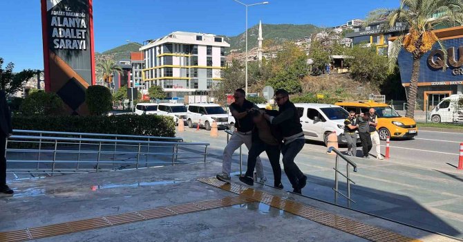 Antalya’da tefecilik ve şantaj operasyonunda 6 tutuklama