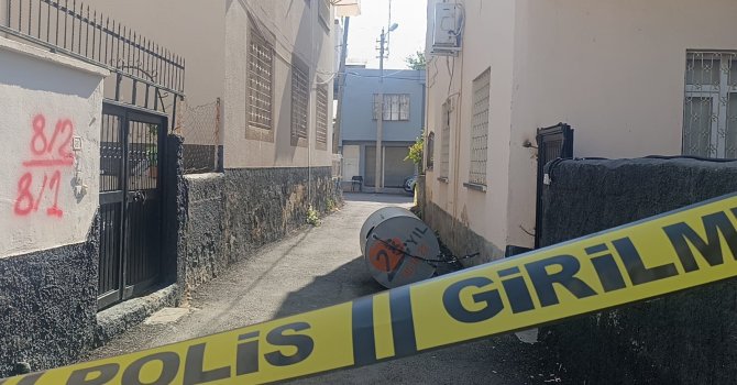 Kozan’da su deposuyla birlikte ikinci kattan düşen adam hayatını kaybetti
