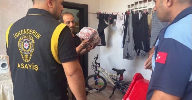 Özbekistan yolunda bozulan etleri vatandaşa yedirmeyi planlarken operasyonla yakalandılar